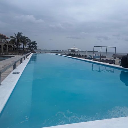 Coral View Beach Resort Utila Εξωτερικό φωτογραφία